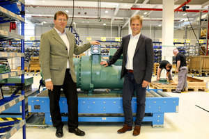  Dr. Frank Vetter von der Bitzer GmbH (links) und Jörg Mayer von JSL sehen in der Prüfstandsautomatisierung einen wesentlichen Schritt zu mehr Prozessqualität.  