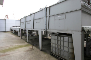  Die zentrale Kühlanlage bei der Alfred Kärcher GmbH & Co. KG mit 736 kW Kälteleistung, Wärmerückgewinnung und Wasseraufbereitung ist als Zwei-Kreis-Kühlsystem ausgeführt, mit einem Werkzeug- sowie einem Hydraulikkühlkreis.  