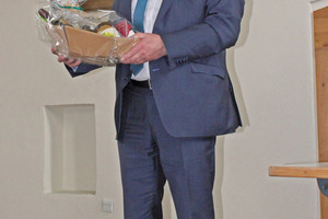  Glückwünsche für VDKF-Präsident Wolfgang Zaremski nach seiner Wiederwahl 