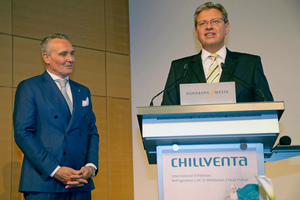  Der CEO der NürnbergMesse, Dr. Roland Fleck, verabschiedete Hans-Joachim Socher (links im Bild) als Vorsitzenden des Messebeirats. 