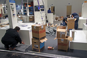  Organisiertes Chaos vor der Messe 