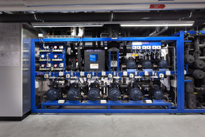  Die CO2-Boosteranlage ist das Herzstück der mit Ejektor-Technologie ausgerüsteten zentralen Kälteanlage in der modernisierten Migros-Filiale Ibach (Kanton Schwyz) mit 3500 m² Verkaufsfläche.  