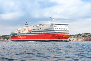  Die MV Oslofjord: 16.794 Bruttoregistertonnen, täglich zehn Stunden im Fährbetrieb zwischen Schweden und Norwegen unterwegs, ausgerüstet mit modernster HLK-Anlagen und Fernüberwachung mit "Climatix IC" 