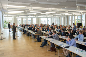  Gespannt lauschen die 127 Teilnehmer dem Vortrag von Michael Stalter, TWK GmbH. 