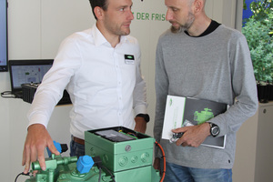  Im direkten Gespräch mit Bitzer-Experten können sich Kälteanlagenbauer die IQ-Technik erklären lassen.  