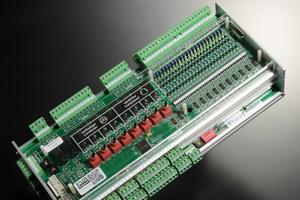  „VS 3010 CT“, der Verbundregler für transkritische CO2-Boostersysteme 