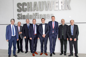  v.l.n.r.: Prof. Michael Kauffeld (Hochschule Karlsruhe), Prof. Werner Fischer (ehemaliger Rektor der Hochschule Karlsruhe), Rainer Große-Kracht (CTO Bitzer), Frank Artiger (Rektor Hochschule Karlsruhe), Dr. Robin Langebach (Hochschule Karlsruhe), Ingo Smi 