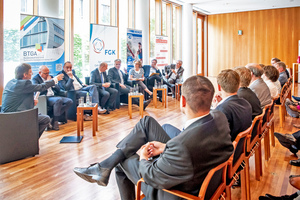  Auf dem Podium (v.l.n.r.): Günther Mertz, Alexander Throm MdB, Hermann Sperber, Frank Ernst, Prof. Dr.-Ing. Christoph Kaup, Dr. Julia Verlinden MdB, Ralph Lenkert MdB und Prof. Dr.-Ing. Martin Neumann MdB 