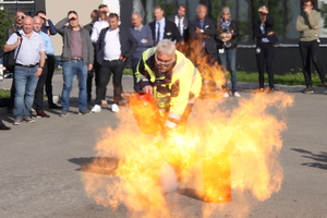  Jetzt gibt Martin Krude im wahrsten Sinne des Wortes richtig Gas. 