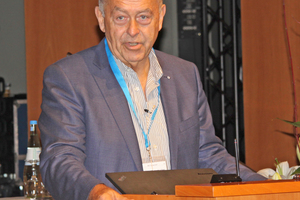  Prof. Dr. Franz-Josef Radermacher hielt einen aufrüttelnden Vortrag. 