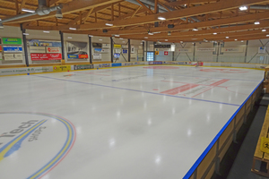  Die Eissporthalle Gurlaina in Scuol wurde energetisch saniert.  