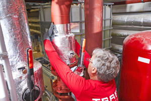  ... beim Glattstreichen der Abschottungs- wie aller anderen Verklebungen mit „Teclit Alutape“ walten. 