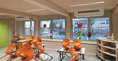 Der Neubau der Ursula-W?lfel-Grundschule in Wiesbaden setzt sich komplett aus vorgefertig-ten Holzmodulen zusammen. 
