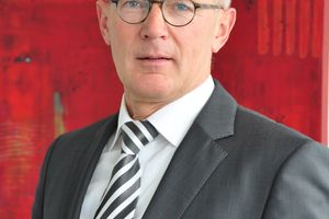  Dr. Thomas Schräder, Geschäftsführer des Fachverbandes Allgemeine Lufttechnik 
