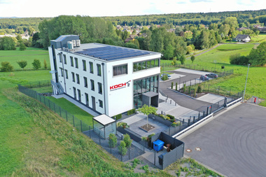 Die neue Zentrale der rheinland-pf?lzischen Koch Industrieanlagen GmbH ist auf allen drei Etagen mit "profi-air"-L?ftungsanlagen von Fr?nkische ausgestattet.