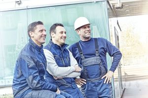  Bardusch bietet Berufs- und Schutzkleidung für diverse Baugewerke in verschiedenen Qualitäts- und Preisstufen im Mietservice an.  