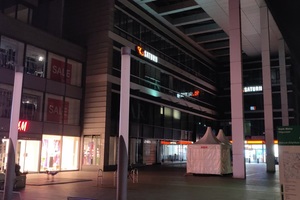  Die Mainzer Mall der Aachener Grundvermögen – auch bei Nacht ein attraktives Objekt 