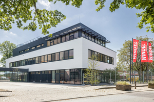  Das neue multifunktionale Gebäude der Windel Group bietet den Mitarbeitern viel Platz in einer hochwertigen Arbeitsumgebung 