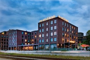  Die Lindner me and all Hotels sind eine Boutique-Marke der Lindner Hotels AG und verbinden urbanes Design mit hochwertiger Qualität und modernster Technik. 