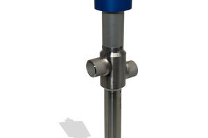  Bild 4: Beispiel eines stetig regulierbaren Ejektors mit Stellmotor (blau), welcher den Treibseitigen Strömungsquerschnitt je nach Bedarf einstellt 