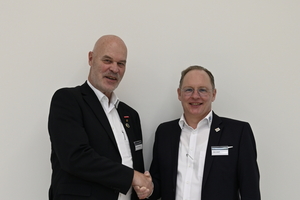  Heribert Baumeister (l.) und Björn Sielaff, neuer Bundesinnungsmeister des Bundesinnungsverbands des Deutschen Kälteanlagenbauerhandwerks 