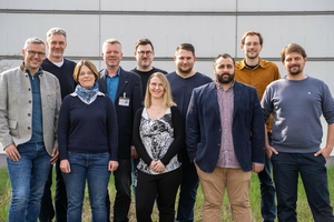  Kick-off für das Projekt FlexBlue (v.l.): Tino Leyrer, Klaus Rauch, Annedore Mittreiter, Heiko Maaß, Martin Stöckl, Dana Laband, Keven König, Francesco Ianni, Sebastian Berg und David Wölfle 