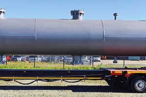  Bild 4: Anlieferung Verdampfer für eine CO2-Wärmepumpe mit Turboverdichter und einer thermischen Leistung von &gt; 30 MW 