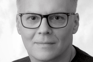  Michael Hirschbolz 