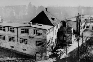  Im Jahr 1934 gründete Martin Bitzer im schwäbischen Sindelfingen das Unternehmen Bitzer. Die Produktionsflächen stießen schnell an ihre Grenzen, sodass sie stetig vergrößert werden mussten. 