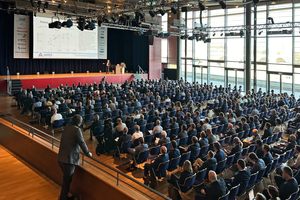  Die DKV-Tagung 2024 in Dresden war mit 565 Teilnehmern wieder gut besucht und bot rund 120 Fachvorträge in den inzwischen sechs Arbeitsabteilungen des DKV. 