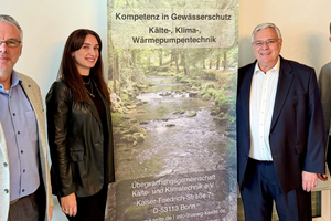  V.l.: Olaf Baus (stellv. ÜWG-Vorsitzender), Melina Braun (Assistentin der ÜWG-Geschäftsführung), Karl-Heinz Thielmann (ÜWG-Geschäftsführer), Thomas Kleinehr (ÜWG-Vorsitzender). 