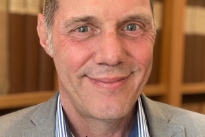 Michael Schmitz 