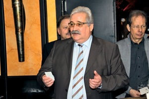  Geschäftsführer Helmut Klasen 