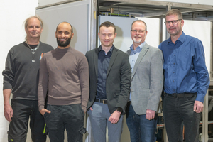  Gemeinsam zur effizienten Lösung (v.l.): Markus Eisele (Software-Entwickler, Frigotrol), Alaeddine Allagui ­(Projektleiter Anlagenbau, Frigotrol), Dario Nolden (Sales Representative, Siemens), Torsten Trapp (Sales ­Specialist GMC, Siemens), Ludwig Werner (Vertriebsleiter, Frigotrol). 