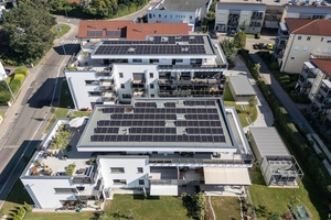  Die Bewohner der beiden Mehrfamilienhäuser können mit den luftgekühlten Luft/Wasser-Wärmepumpen energie- und kosteneffizient heizen.  