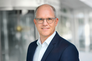 Dr. Axel Busch 