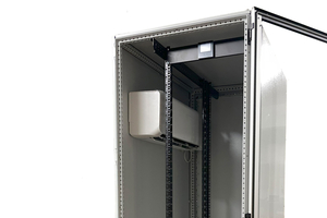  „IT-Budget“ bietet seine Serverschränke mit In-Rack-Splitkühlung an. 
