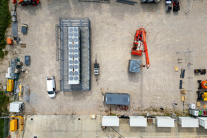  Für die Messungen wurde die tatsächliche Installationssituation am Produktionsstandort von Stulz in Valeggio sul Mincio (Verona, Italien) unter realistischen Betriebsbedingungen gemäß EN ISO 9614-2 nachgestellt. 