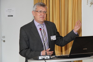  Rolf Engelhardt (BMU) informierte die Anwesenden über Entwicklungen im Kältemittelmarkt. 