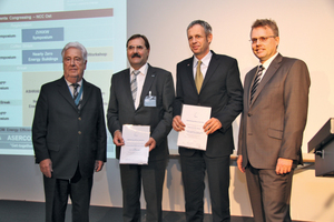  Verleihung des Asercom Energy Efficiency Awards an die Firmen Güntner und ebm-papst. von links: Jochen A. Winkler, Präsident der Asercom; Award-Gewinner: Dr. Bruno Lindl, ebm-papst, Peter Roth, Güntner; Laudator Prof. Dr.-Ing. Michael Arnemann, DKV  