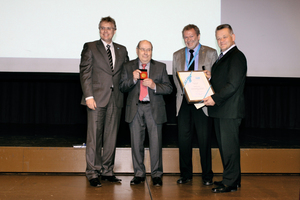  Verleihung der Rudolf-Plank-Medaille an Herrn Prof. Dr.-Ing. Harald Loewer, links Prof. Arnemann, 2. von rechts Laudator Prof. Bjarne M. Olesen, rechts DKV-Vorsitzender Dr.-Ing. Josef Osthues         