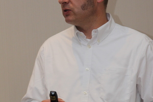  Markus Gebele, Bereichsleiter Regelungstechnik, berichtete in Montluel über die technischen Vorteile der ALC-Regelungen.   