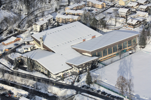  Luftansicht des Eissporthalle in Oberstdorf 