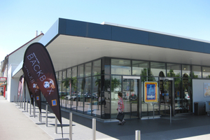  Hofer-Markt in der Dauphinestraße, Linz 