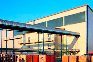  Bild 1: Die ZMK-Halle zur Produktion der Weltmeisterziegel 