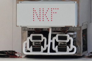  Die Thermovoltaikanlage erzeugt mit Hilfe von thermoelektrischen Elementen (Peltierelementen) aus Temperaturdifferenzen elektrischen Strom.  