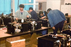  Bild 2: Die erste Erba-Produktion vor 30 Jahren in Sindelfingen (links im Bild Erwin Backes) 