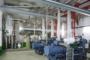  Herzstück der Kältezentrale sind zwei Ammoniakmaschinen der GEA Refrigeration France mit einer Gesamtkälteleistung von 2100 kW 