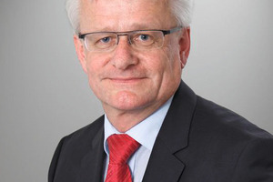  Andreas Thuß  