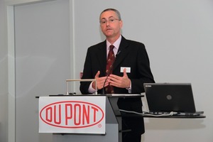  Der Einsatz von „Opteon XP10“ ist ein weiterer effizienter und logischer Schritt, um die Treibhausgasemissionen weiter signifikant zu verringern”, so Pascal Faidy, Business &amp; Marketing Manager bei DuPont Fluorochemicals für die Region EMEA, in einer Präsenation auf der Messe Chillventa 2010 